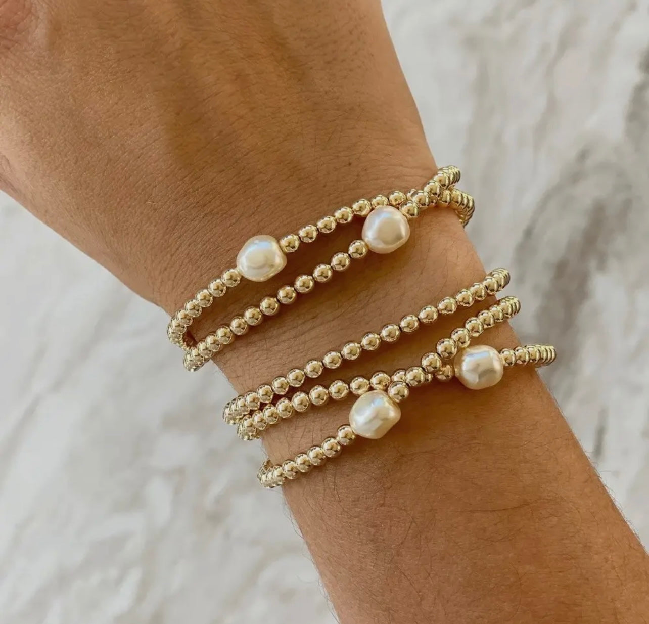 Gold Beaded Bracelet with Pearl